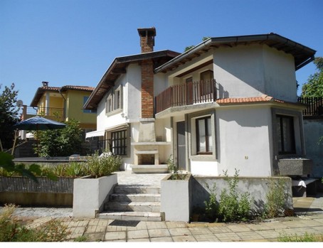 Ferienhaus Tschervenka Bulgarien